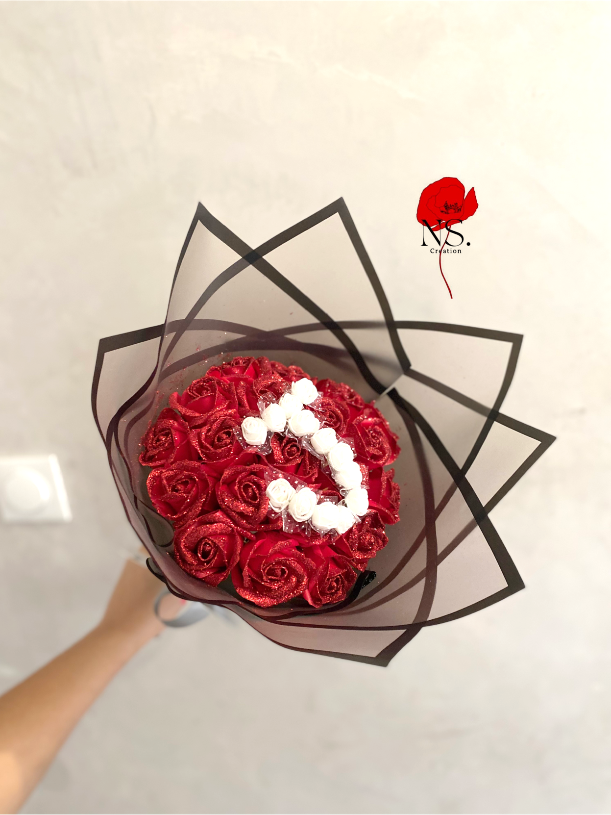 Bouquet de rose éternelles rose rouge lettre