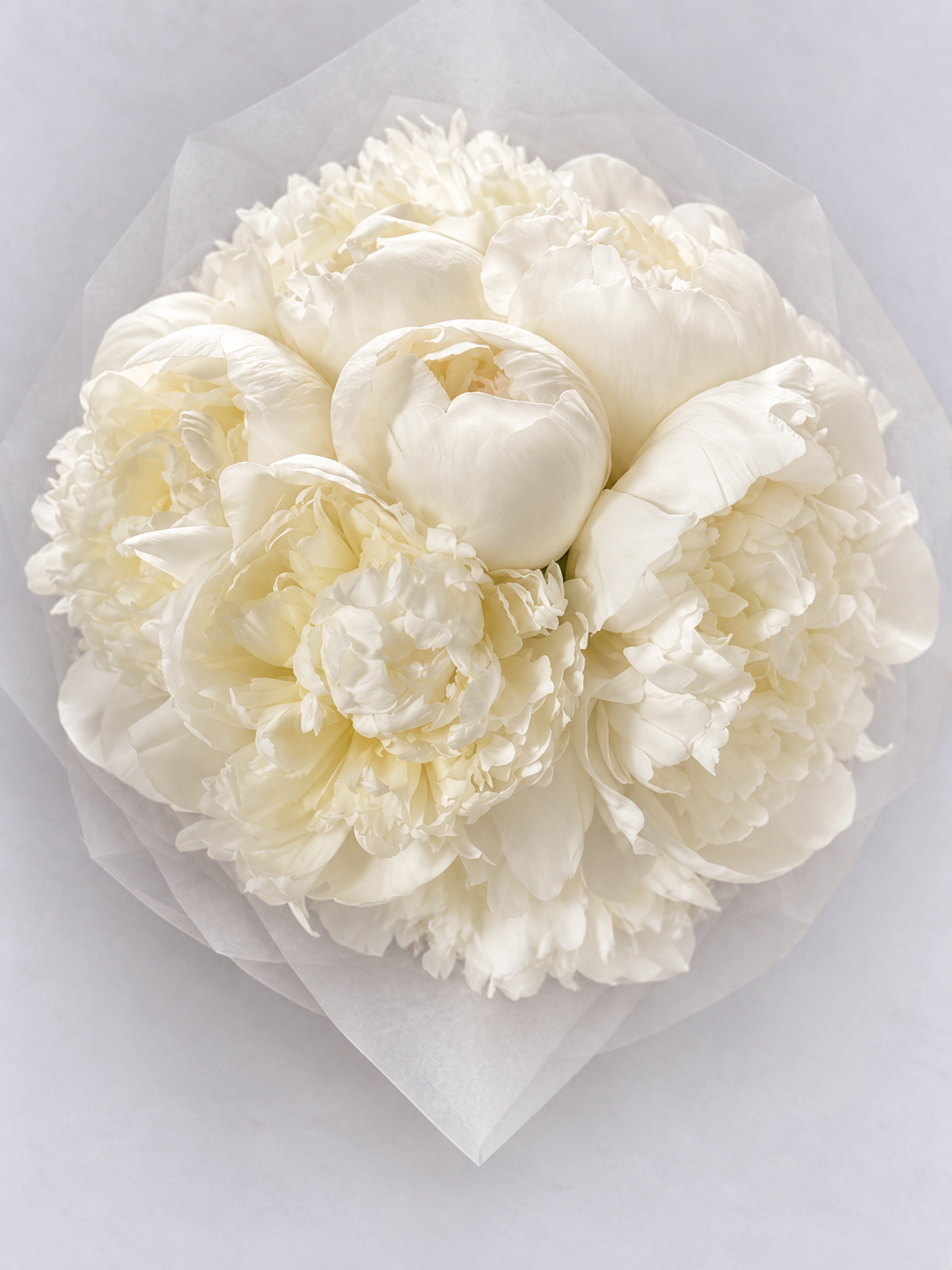 Bouquet de mariée Alba de pivoines blanches, vue de dessus