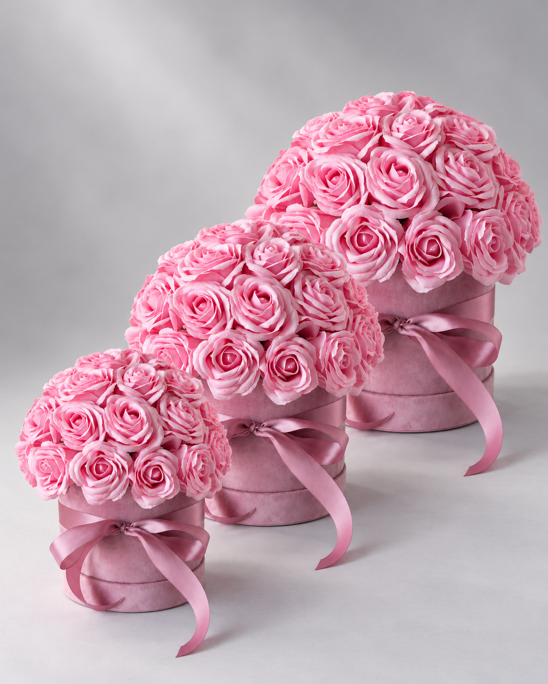 Les trois tailles du coffret Déclaration, roses éternelles roses, vue en angle