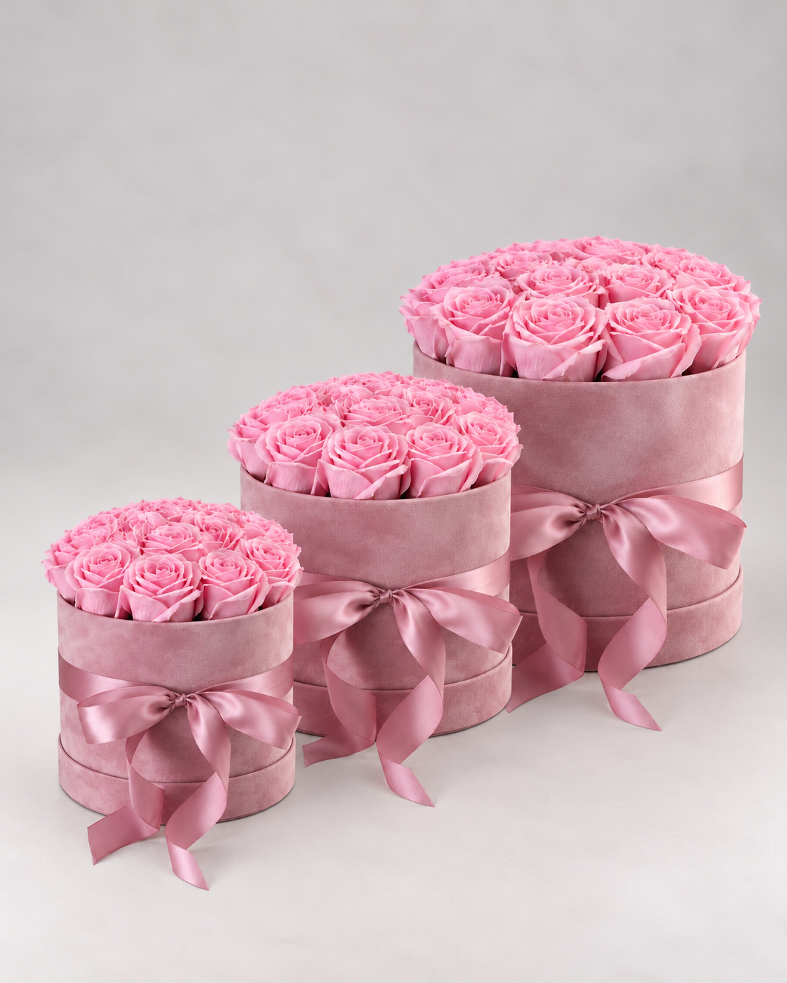 Les trois tailles du coffret Petit Bonheur, roses éternelles roses, vue en angle