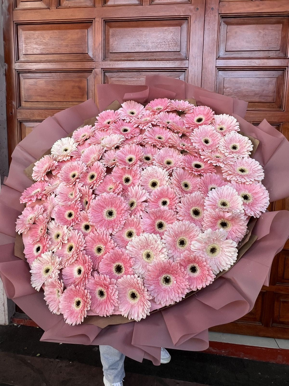 Bouquet GEORGIA de gerberas roses frais, photo réelle