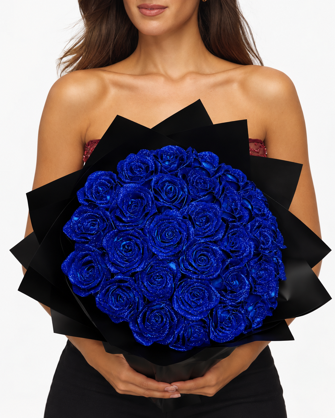 Bouquet MILLE ET UNE NUIT de roses éternelles bleu roi, vue de face portée